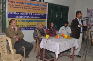 SEMINARIO_INDIA_01