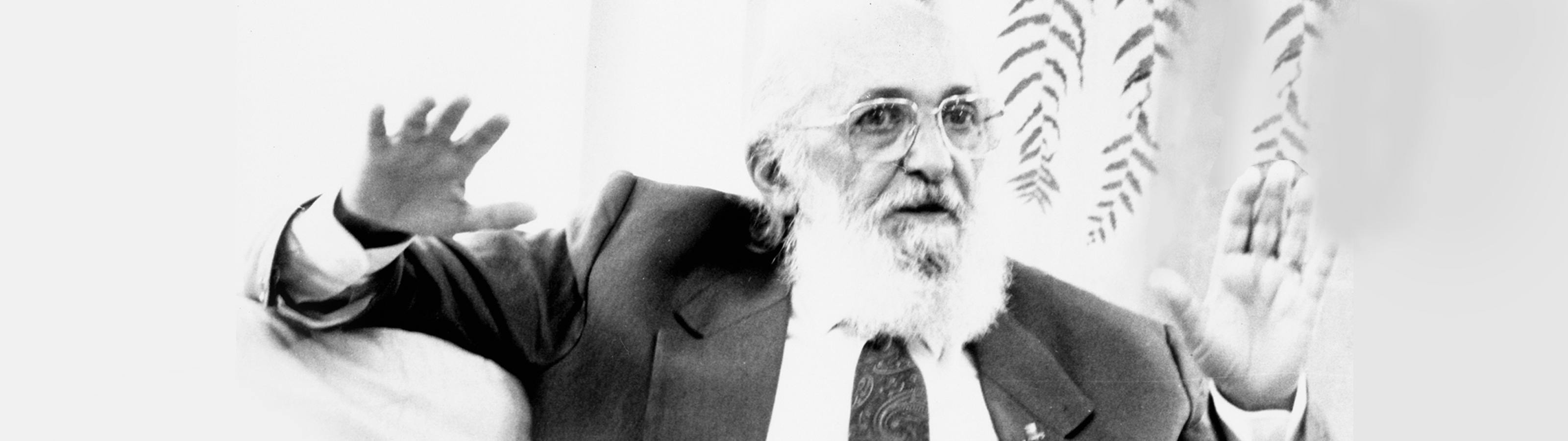 A práxis revolucionária somente pode opor-se à práxis das elites dominadoras. E é natural que assim seja, pois são que fazeres antagônicos. Paulo Freire Durante a XI Semana de Ciências [&hellip;]